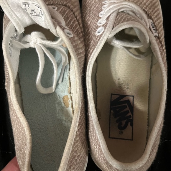 Women’s Vans - Picture 3 of 4